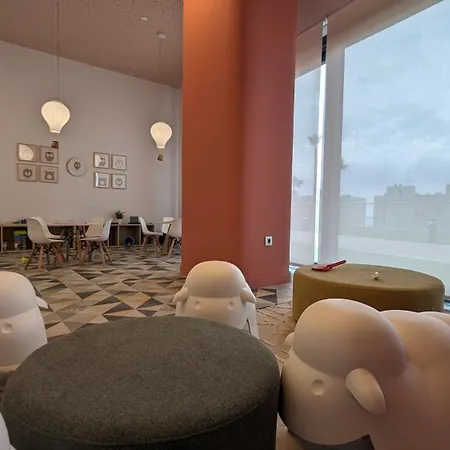 Sunset Cliffs Vacation ベニドルム